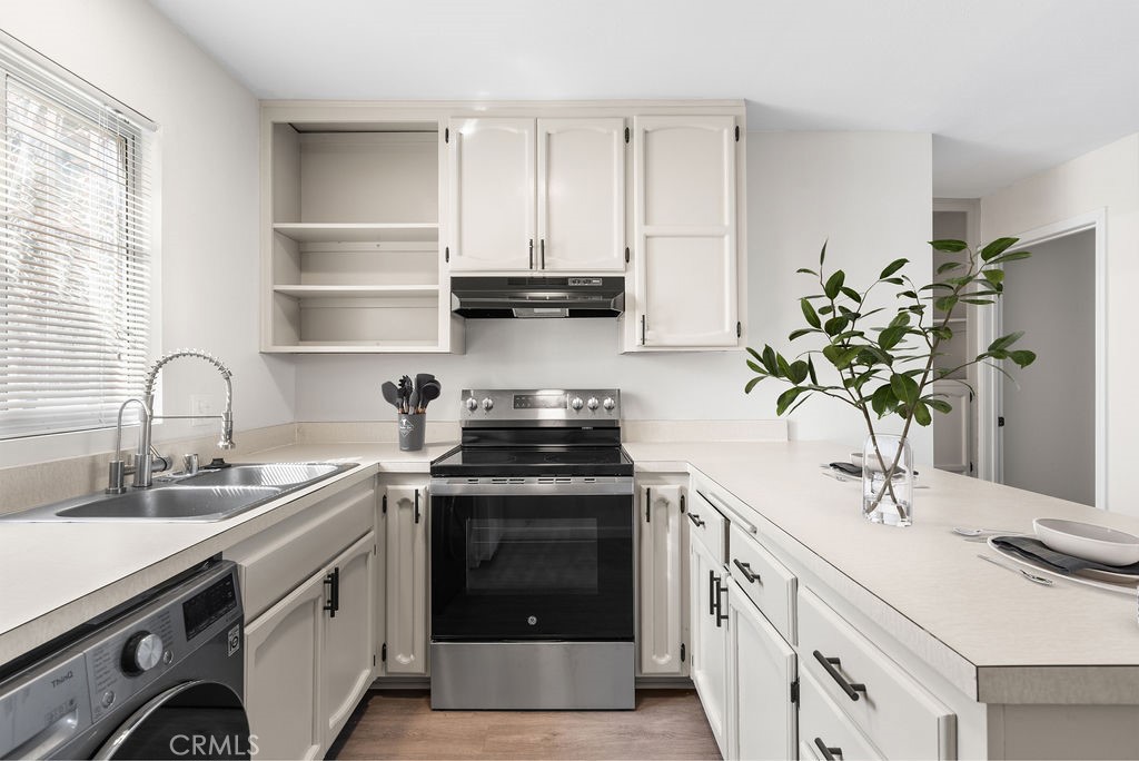 1550 S Maple Street 1