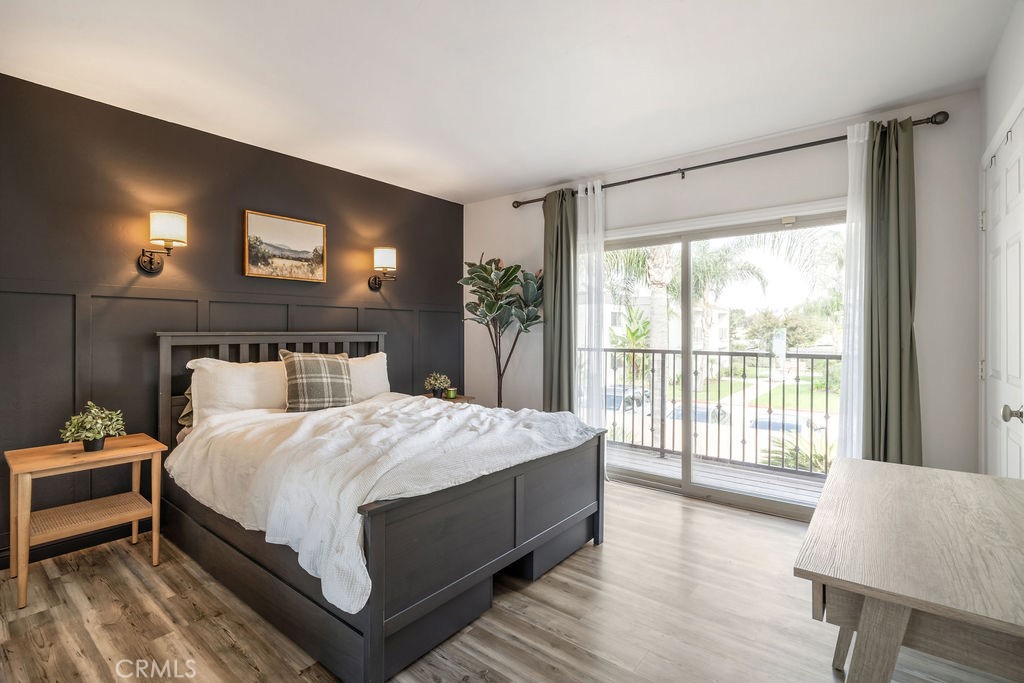 267 S Mollison Avenue 12