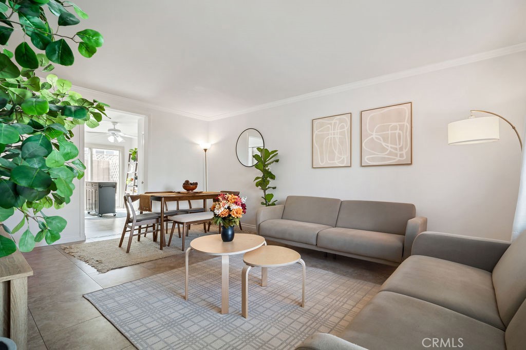 267 S Mollison Avenue 12