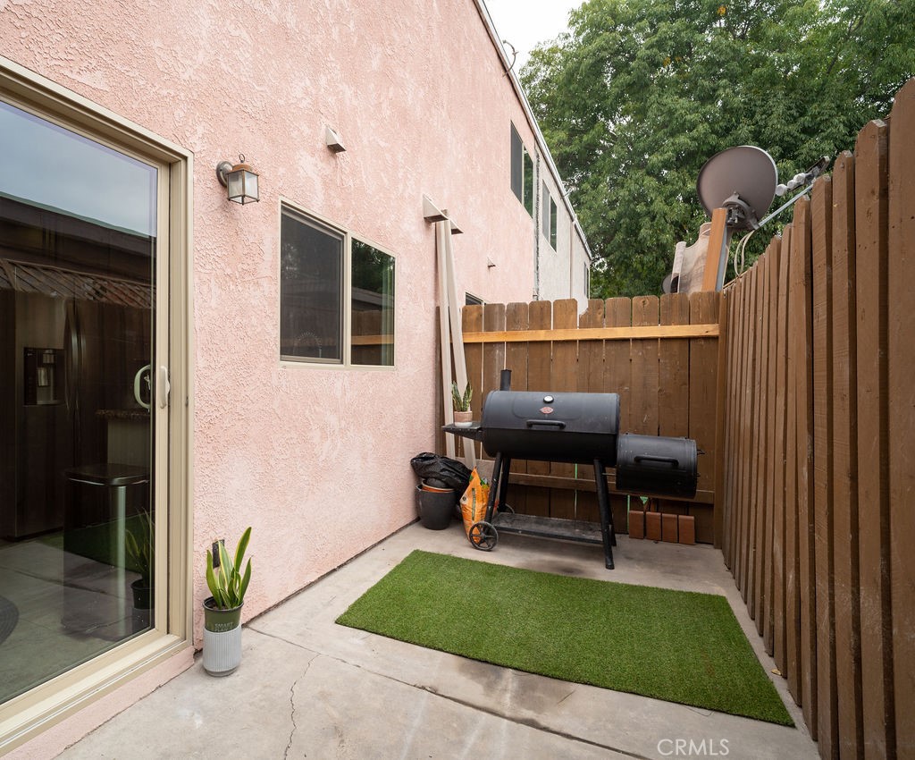 267 S Mollison Avenue 12