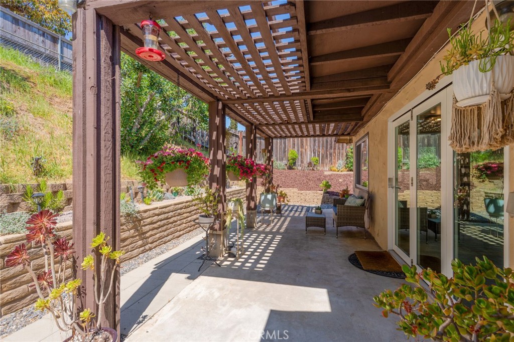 2211 Sunset Drive