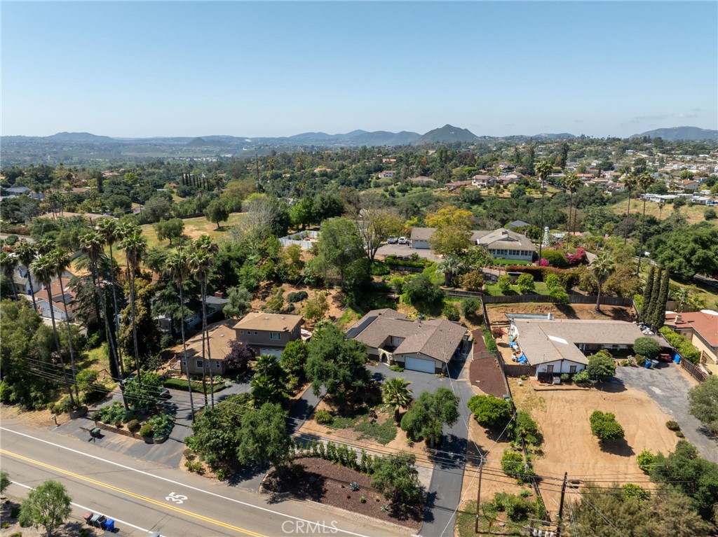 2211 Sunset Drive