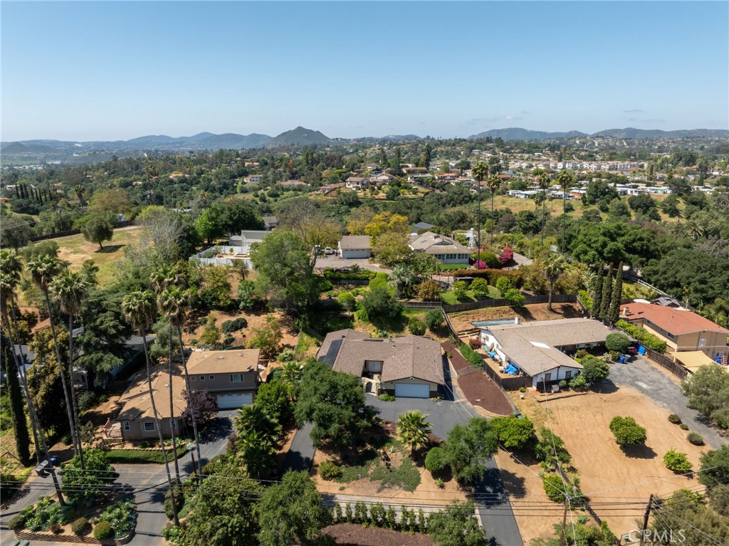2211 Sunset Drive