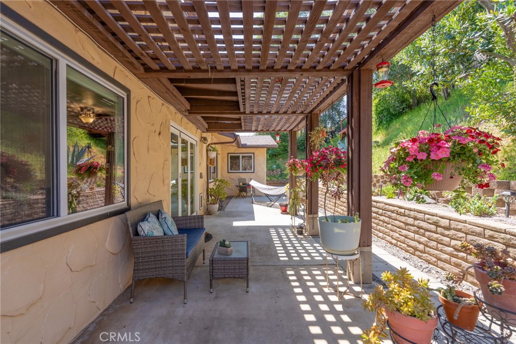 2211 Sunset Drive