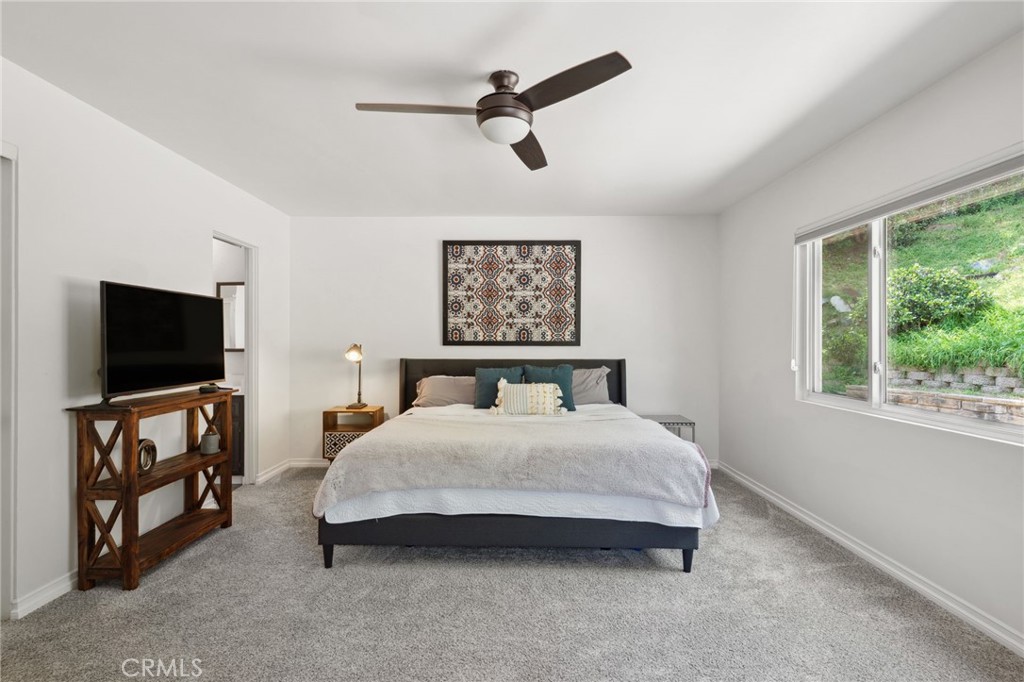 2211 Sunset Drive