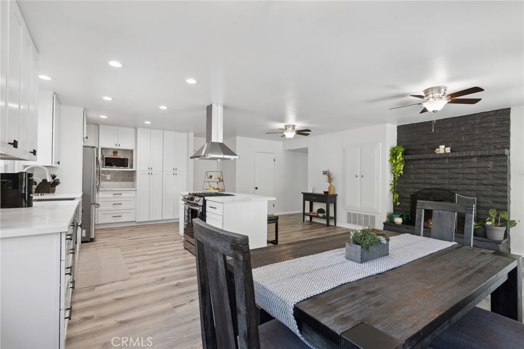 2211 Sunset Drive