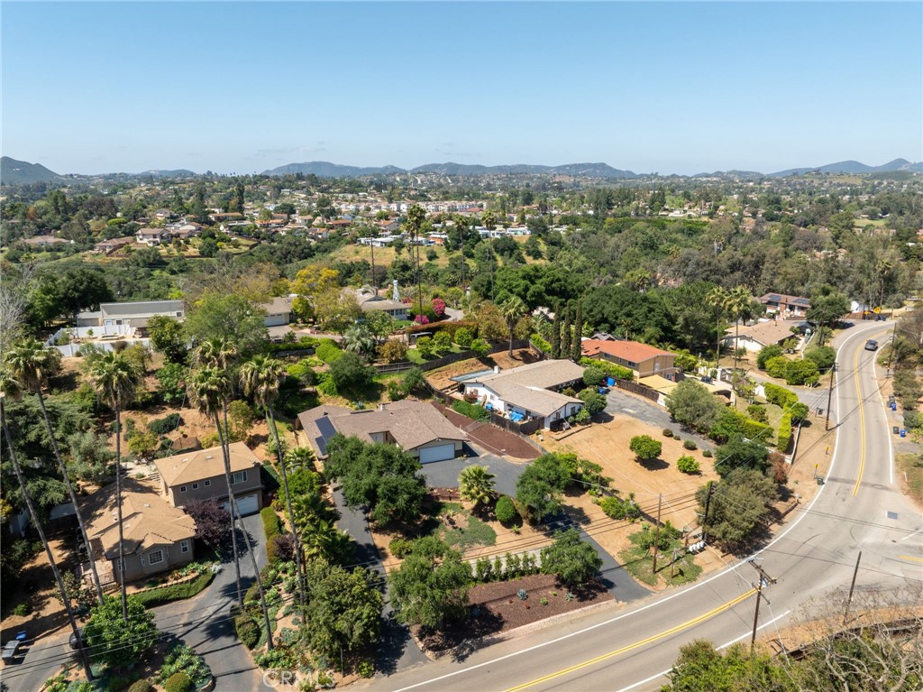 2211 Sunset Drive