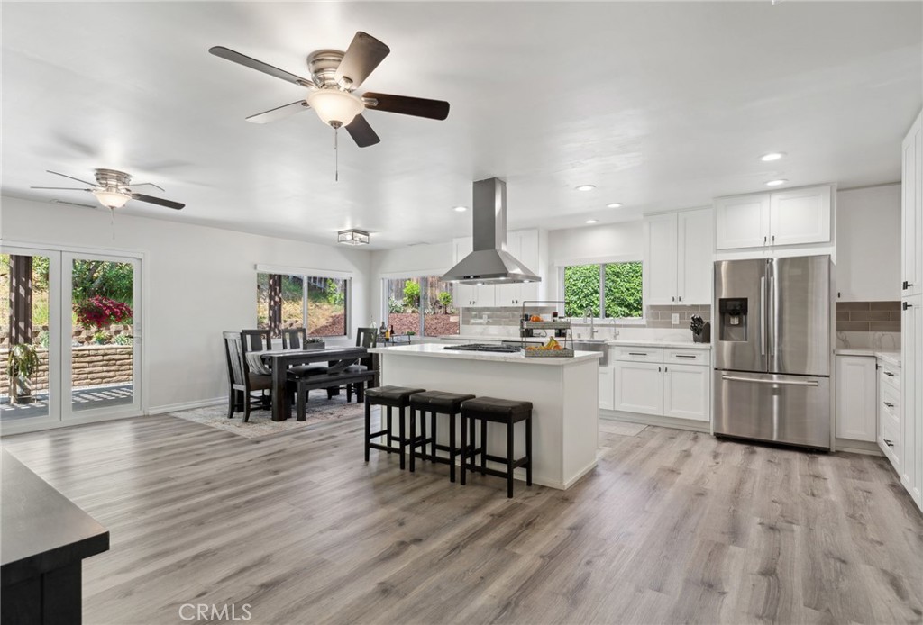 2211 Sunset Drive
