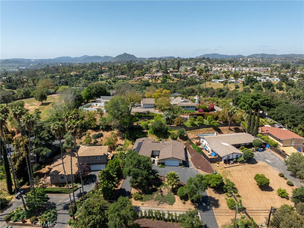 2211 Sunset Drive