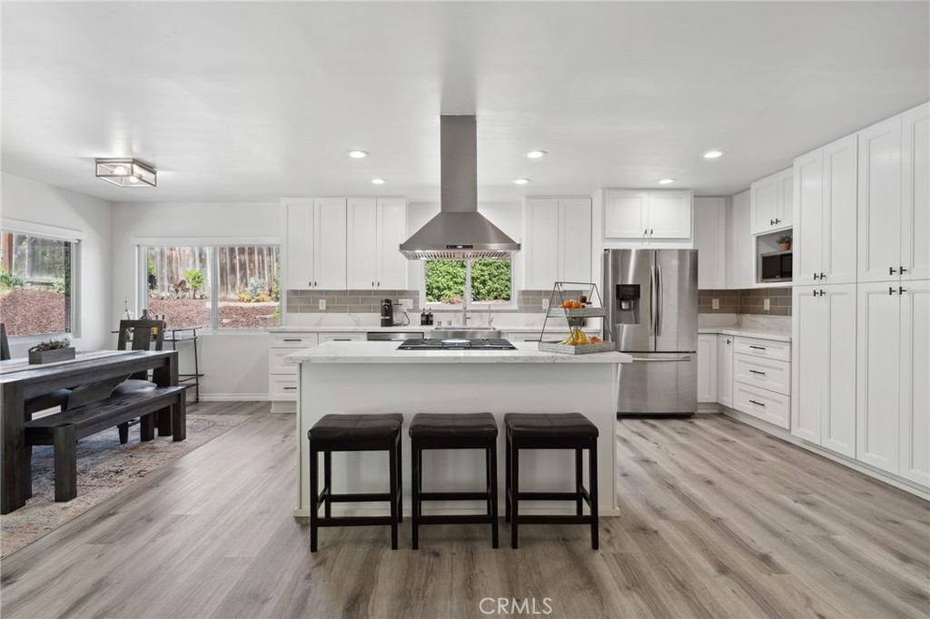 2211 Sunset Drive