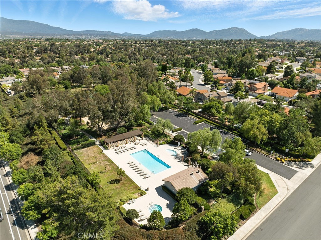 31397 Heitz Lane