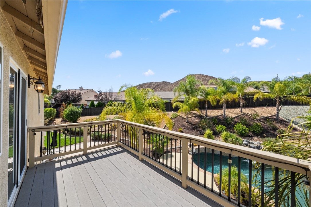 25004 Crestpeak Court
