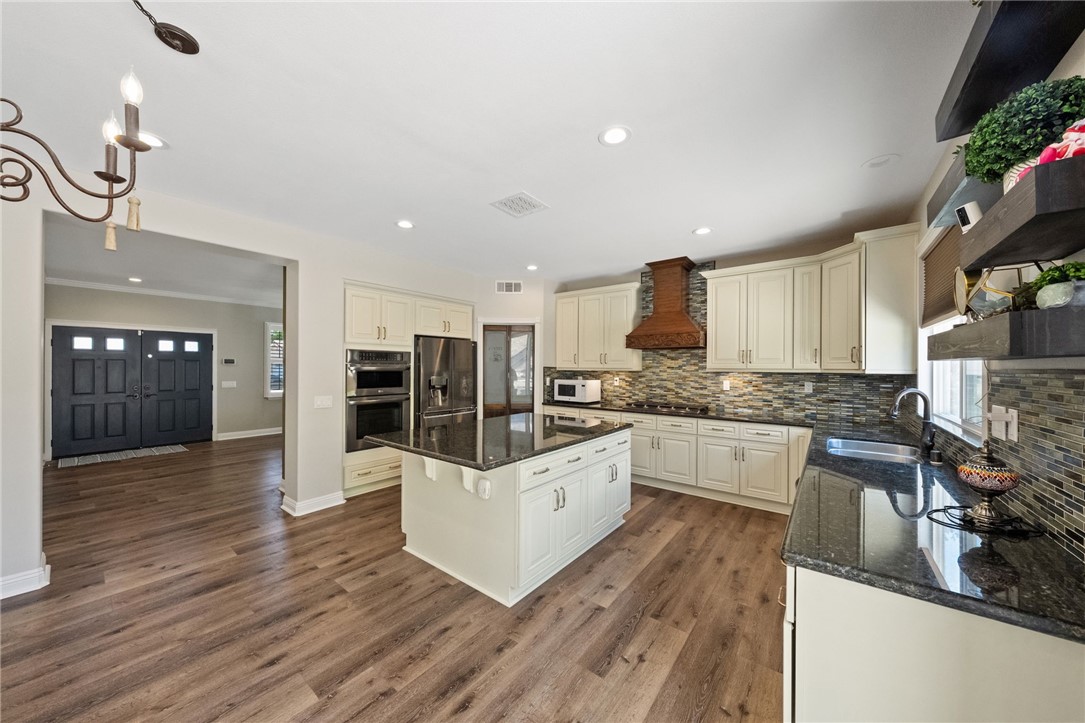 25004 Crestpeak Court