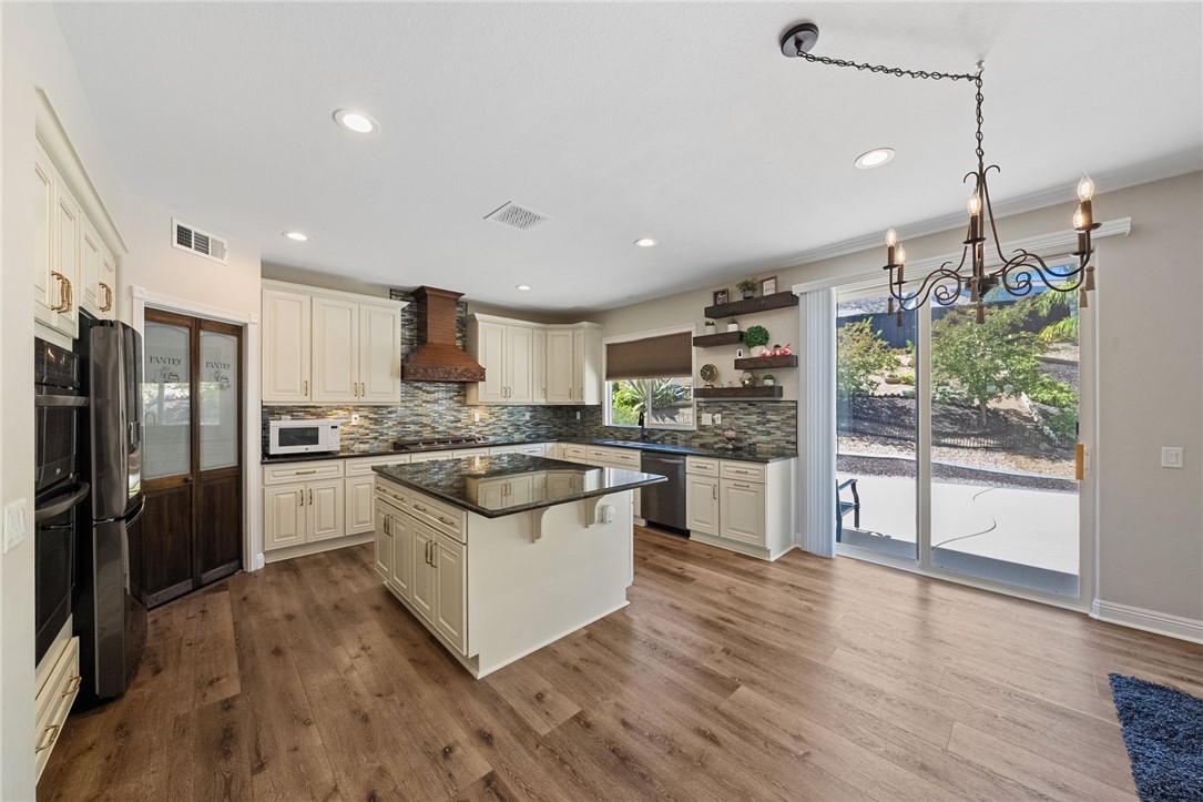 25004 Crestpeak Court