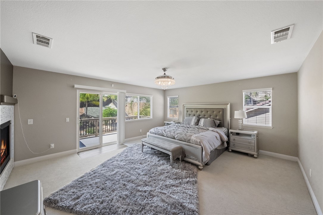 25004 Crestpeak Court