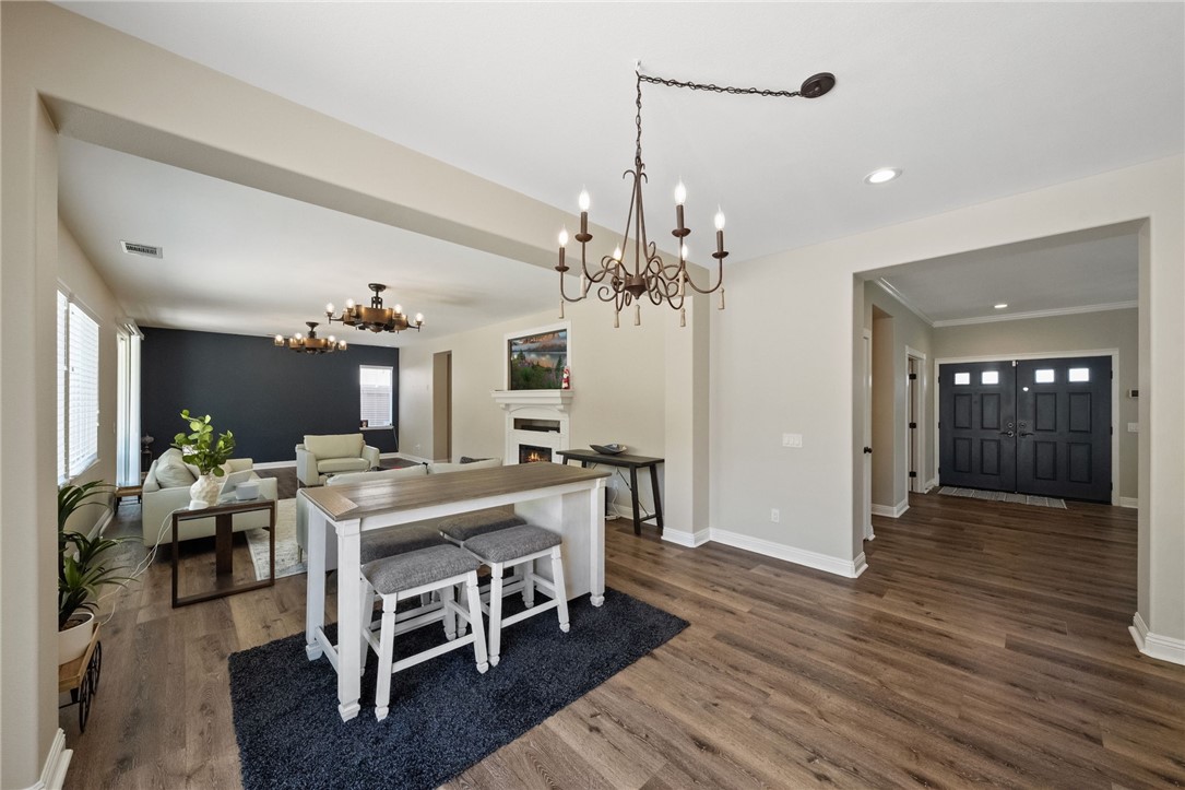 25004 Crestpeak Court