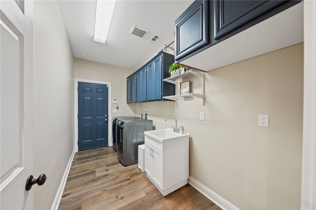 25004 Crestpeak Court