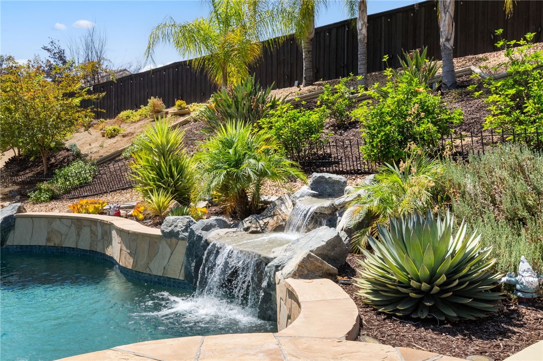 25004 Crestpeak Court