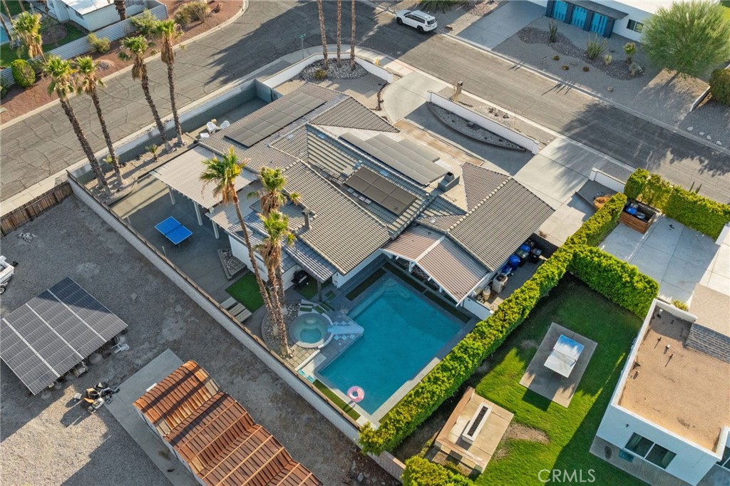 2306 Acacia Rd E