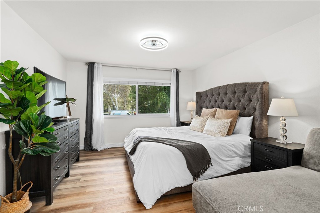 26368 Via Roble 24