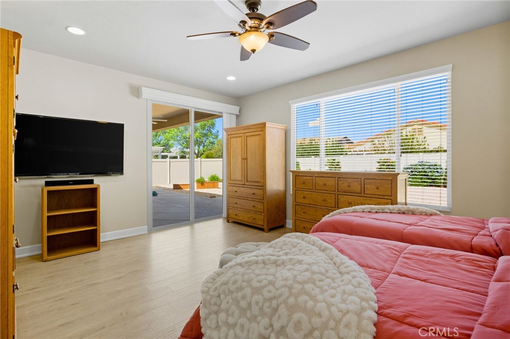 5584 Corte Del Mar