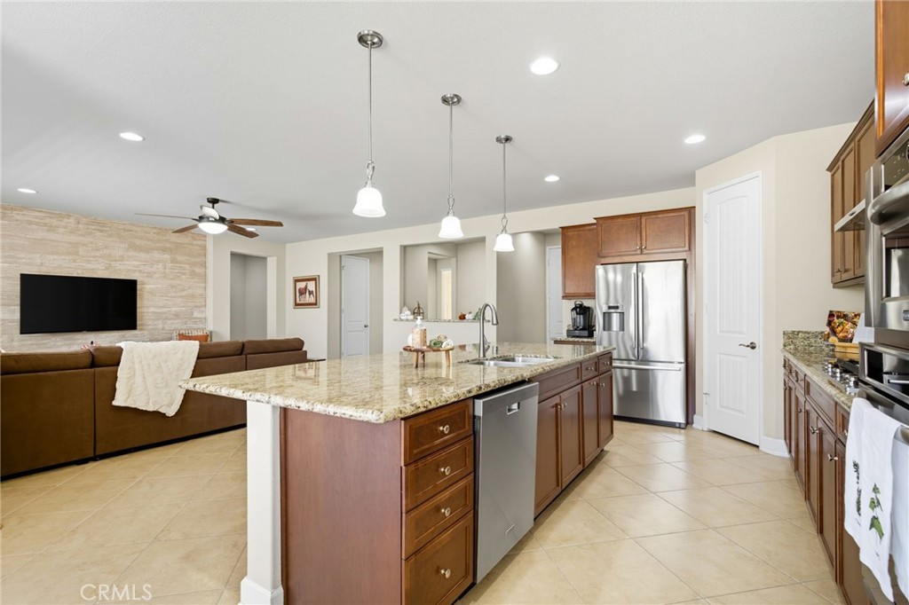 5584 Corte Del Mar