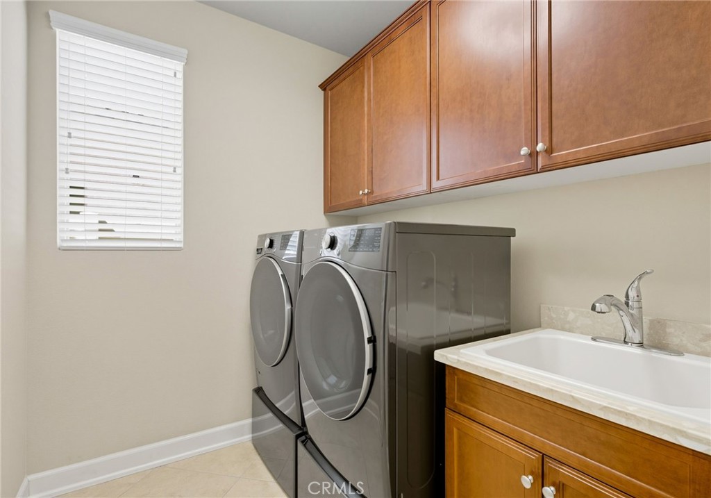5584 Corte Del Mar