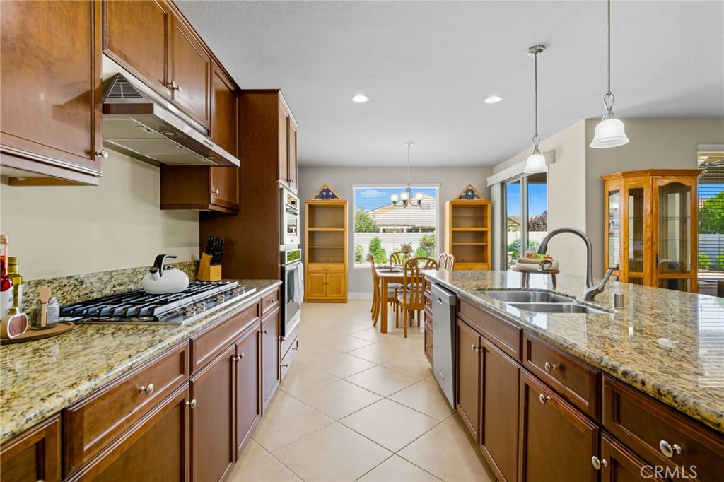 5584 Corte Del Mar