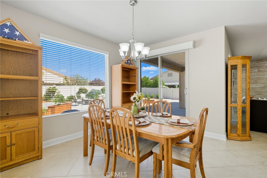 5584 Corte Del Mar