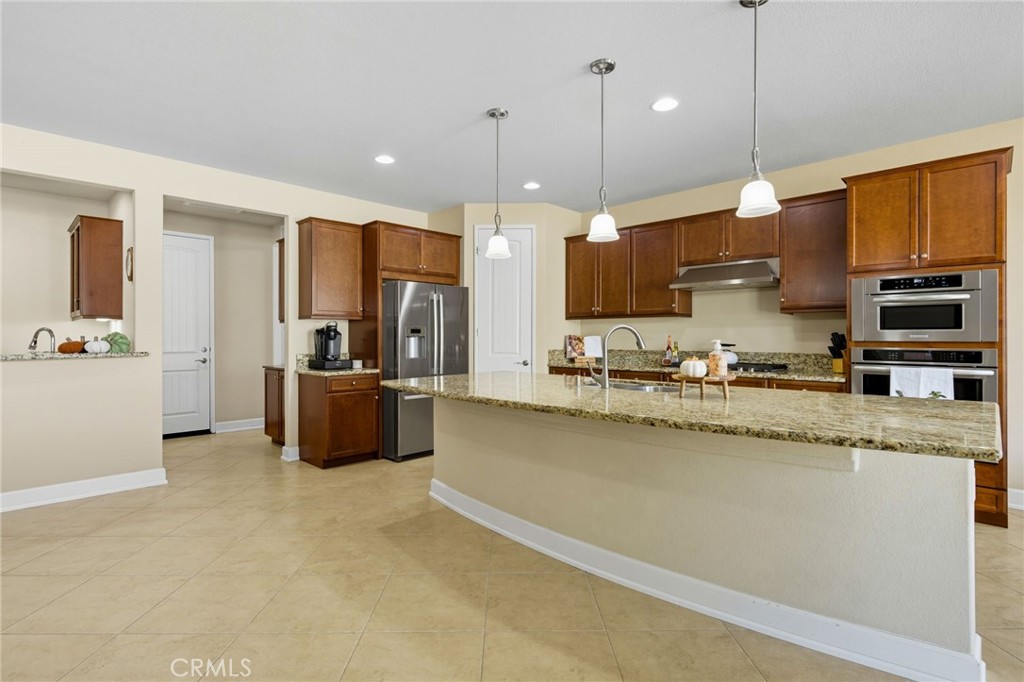 5584 Corte Del Mar