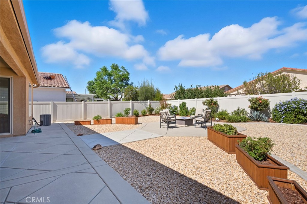 5584 Corte Del Mar