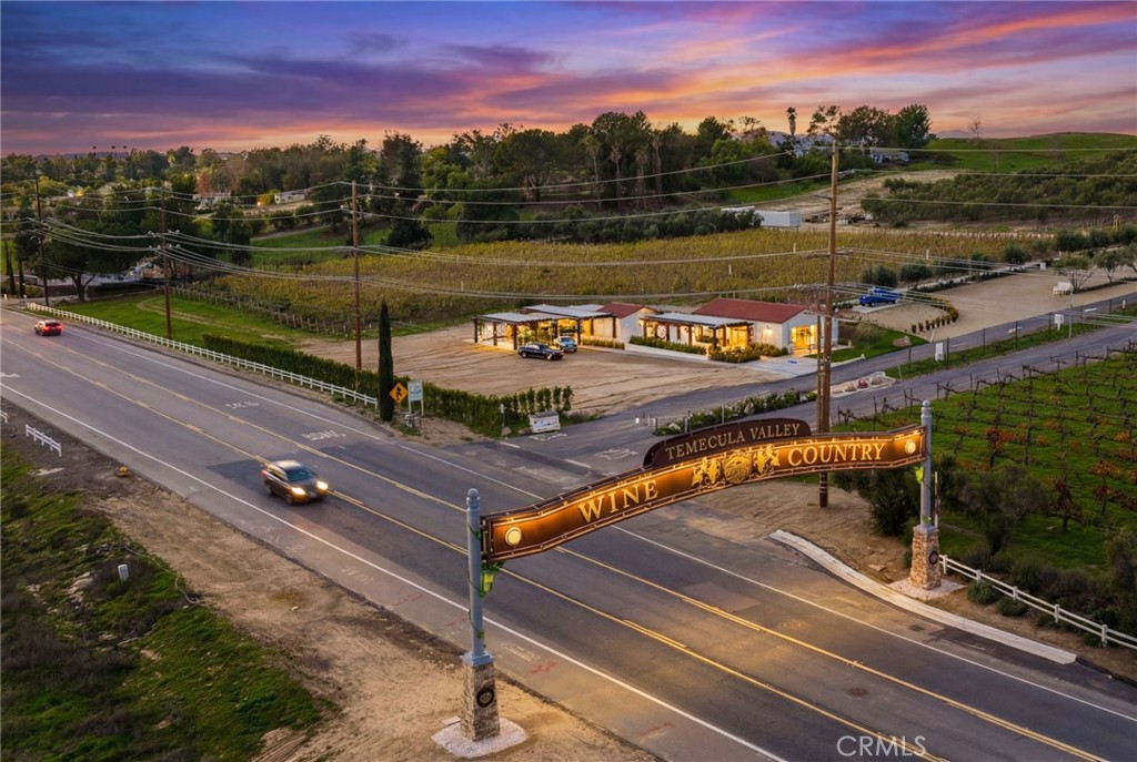 41309 Avenida Biona