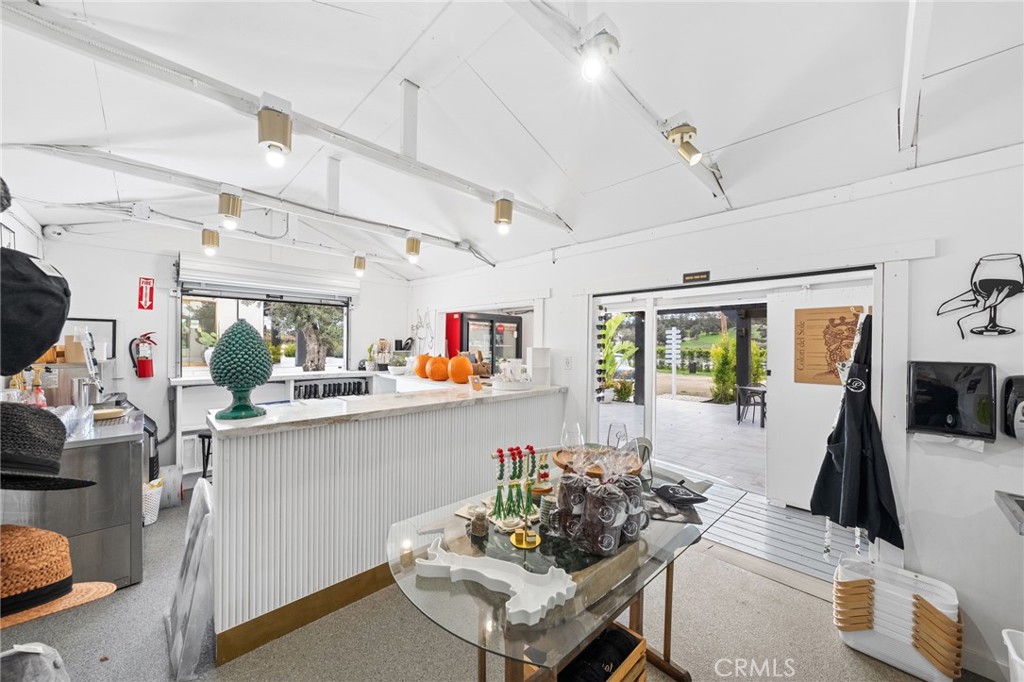 41309 Avenida Biona