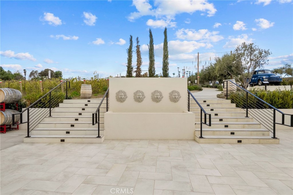 41309 Avenida Biona