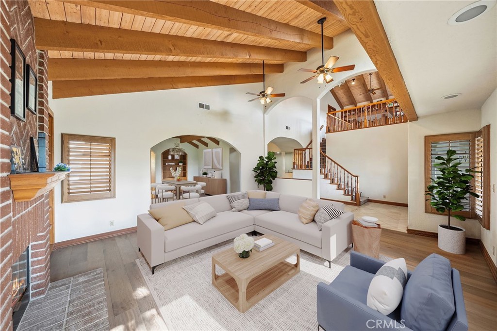 41309 Avenida Biona