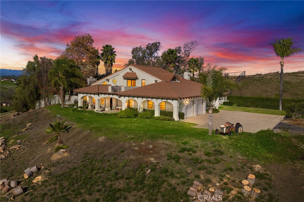 41309 Avenida Biona