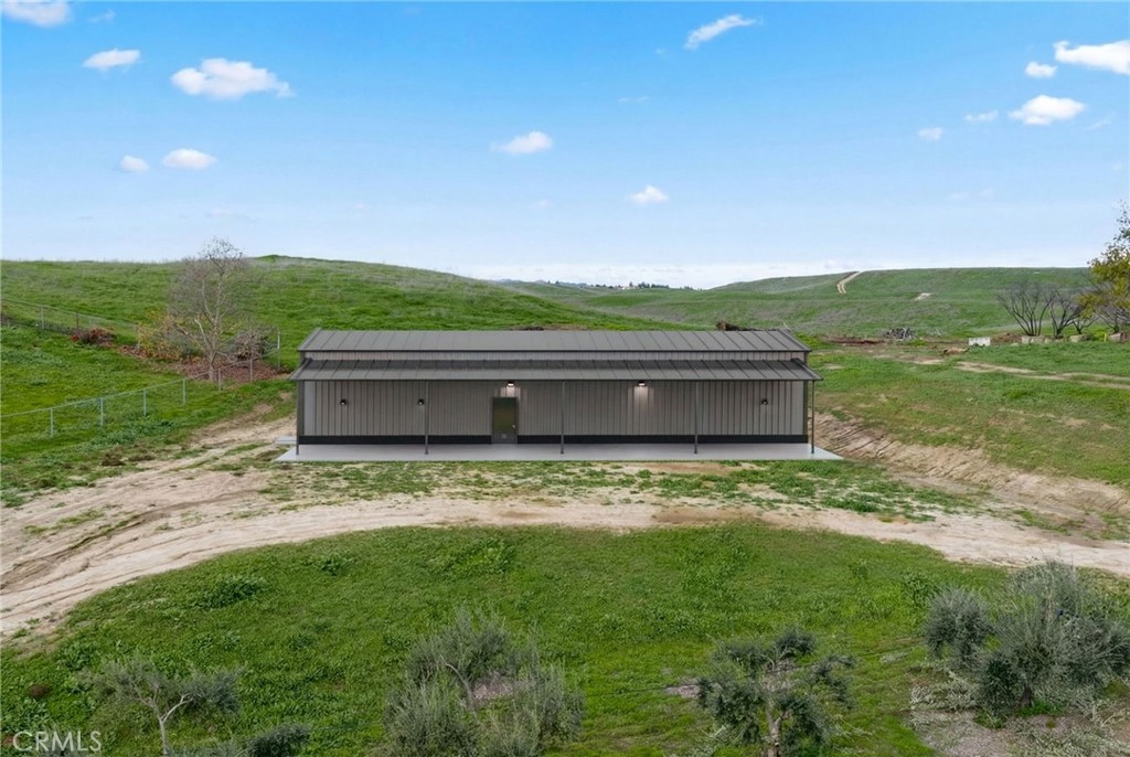 41309 Avenida Biona