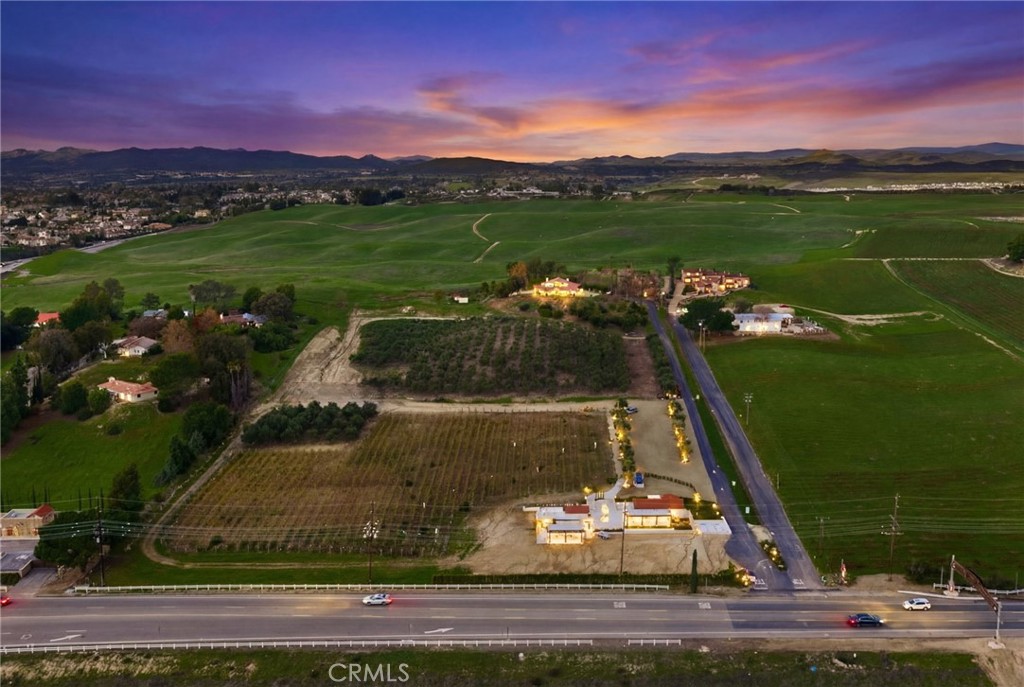 41309 Avenida Biona