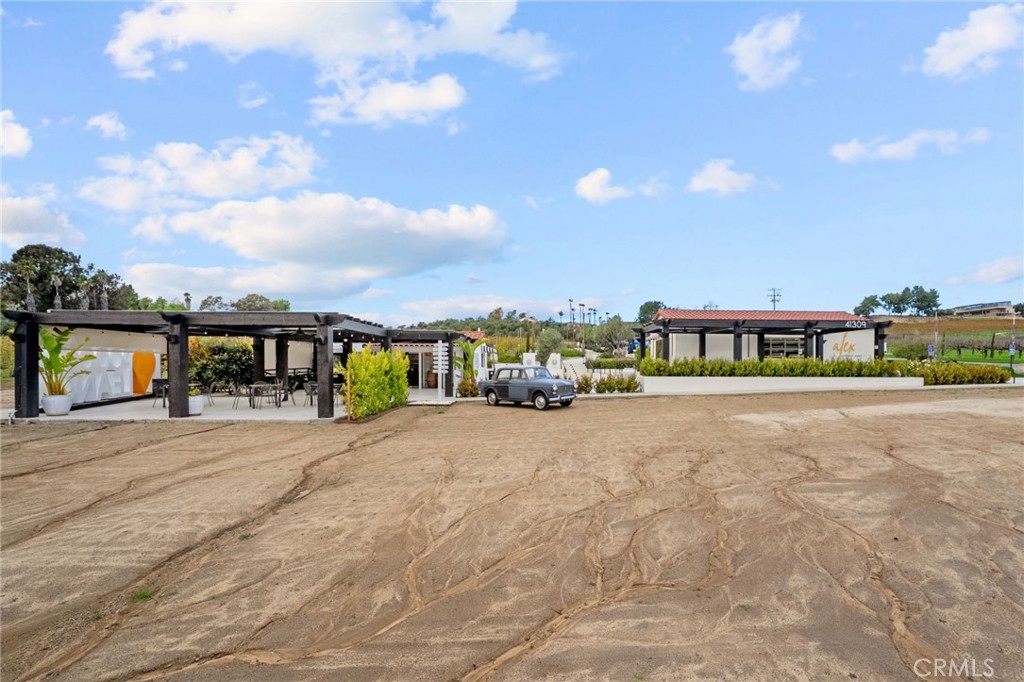 41309 Avenida Biona