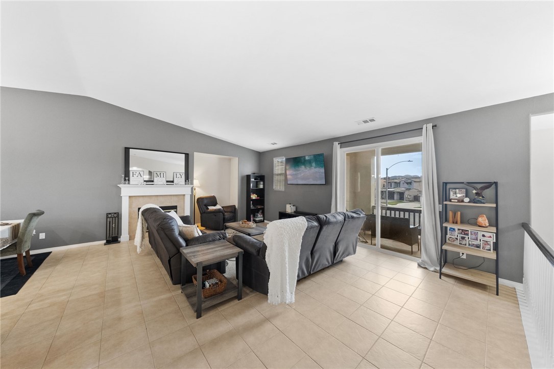 21650 Pink Ginger Court