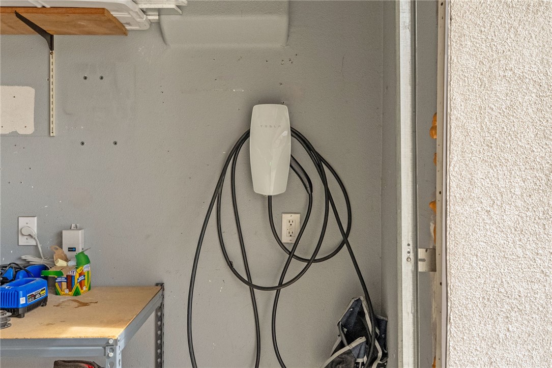 21650 Pink Ginger Court