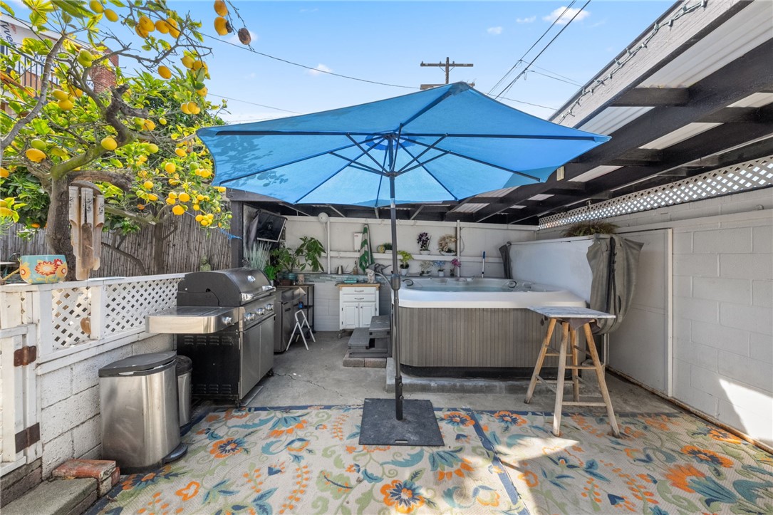 1178 W 18th Street