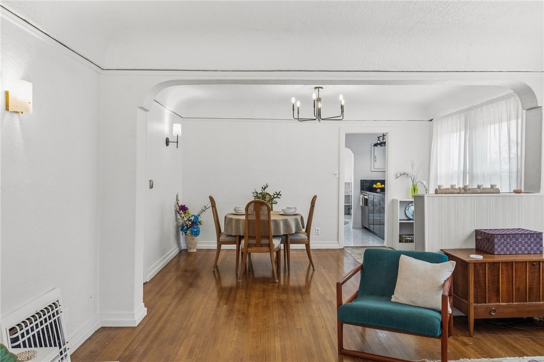 1178 W 18th Street