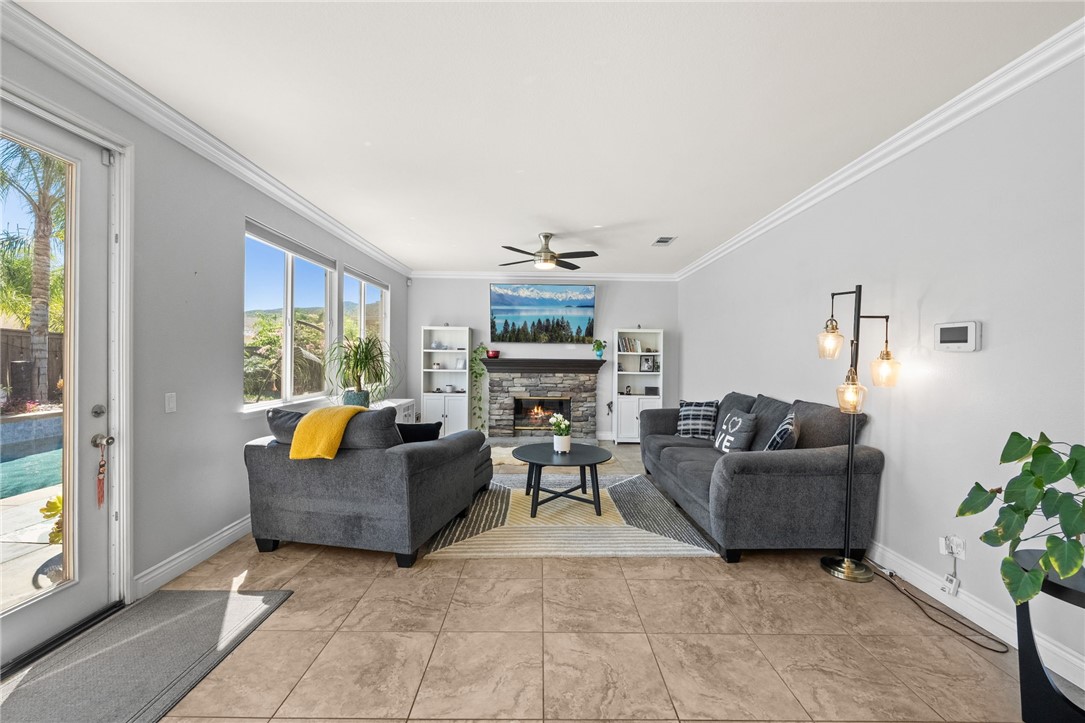 38232 Placer Creek Street