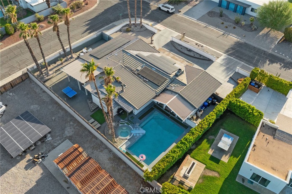 2306 Acacia Rd E