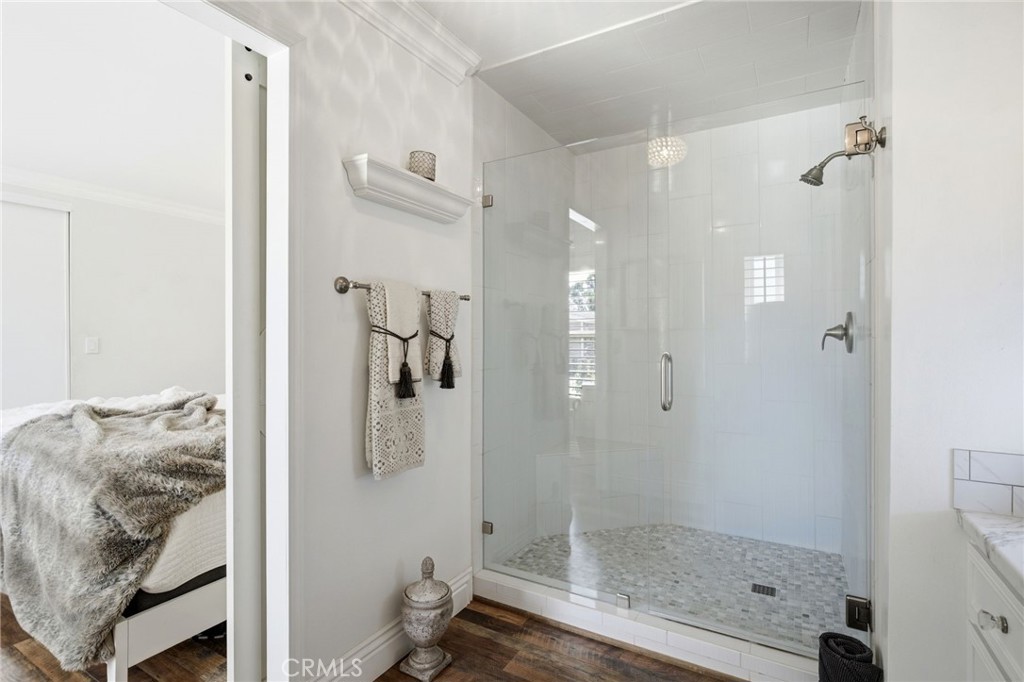 41714 Avenida De Anita