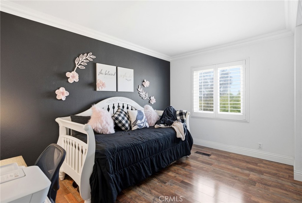 41714 Avenida De Anita