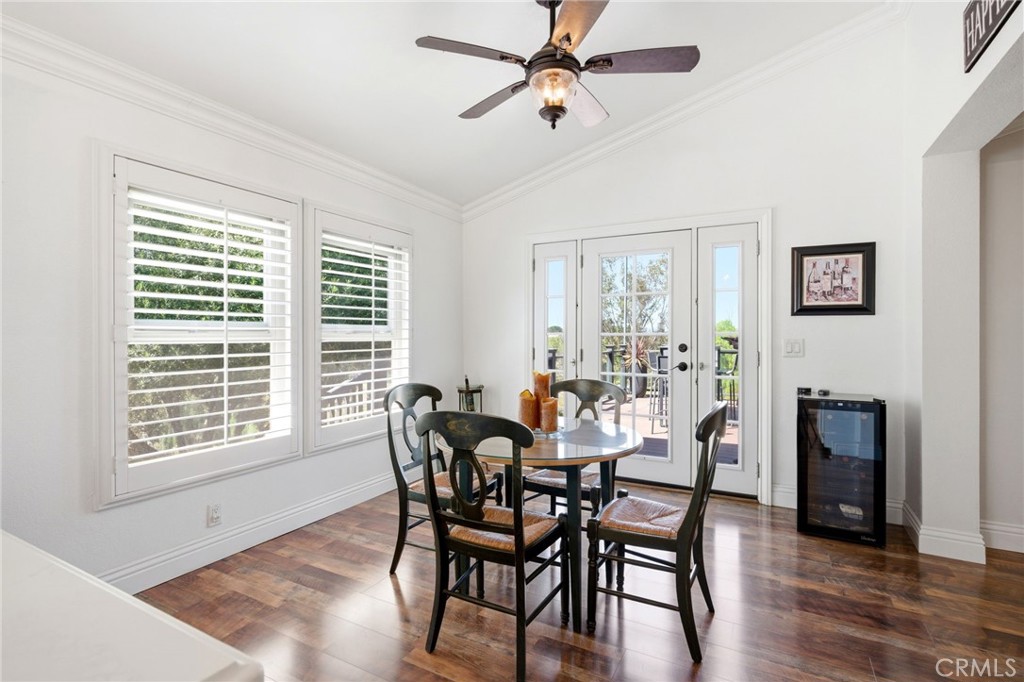 41714 Avenida De Anita