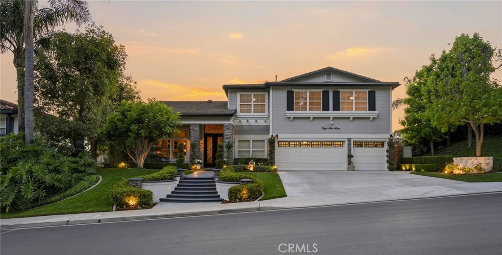 847 S Canyon Mist Lane