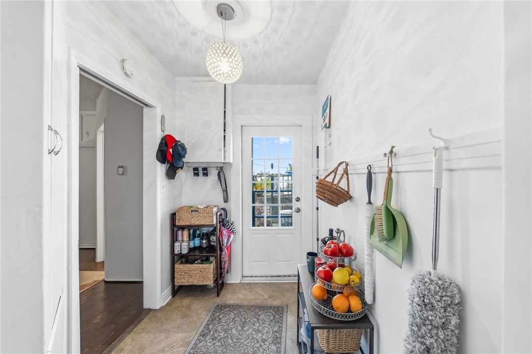 1178 W 18th Street